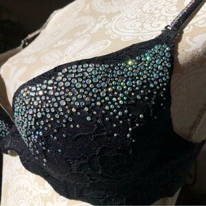 RARE NWOT Victoria's Secret Black Bra with Crystal Accents and VS lingerie bag